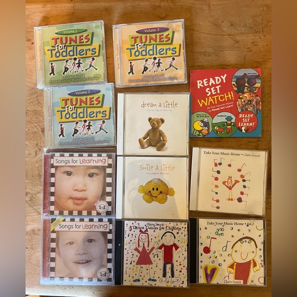 Children's CDs Lot of 11 Sing Alongs & More - Picture 2 of 6